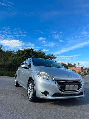 PEUGEOT 208 1.5 ACTIVE PACK 8V FLEX 4P MANUAL PEUGEOT 208 1.5 ACTIVE PACK 8V FLEX 4P MANUAL